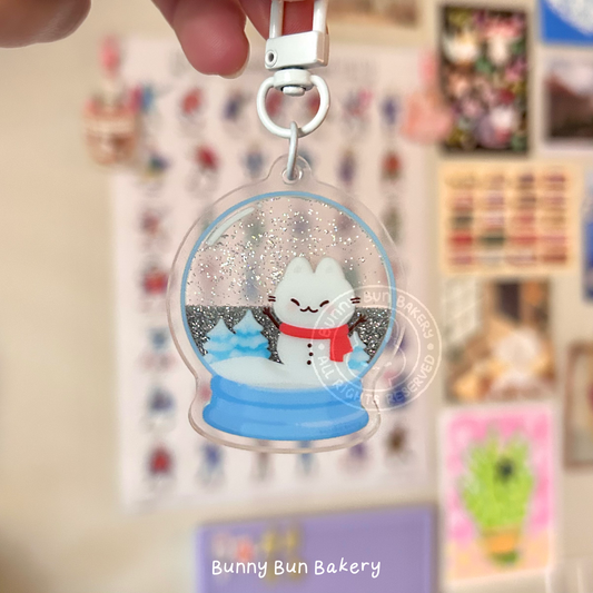 Whisker Wonderland Globe | Glitter Liquid Acrylic Keychain
