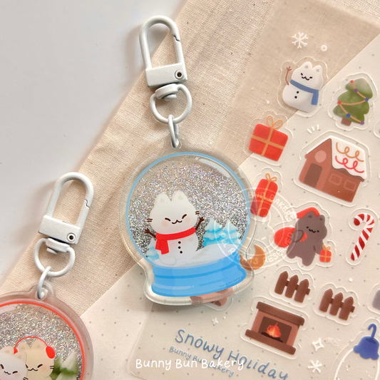 Whisker Wonderland Globe | Glitter Liquid Acrylic Keychain